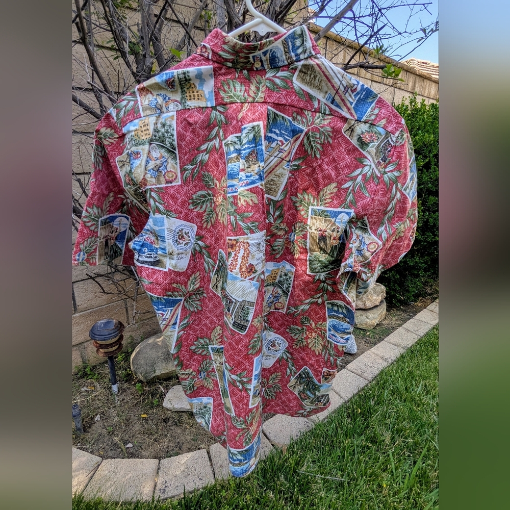 Reyn Spooner Christmas Mele Kalikimaka Santa Hawaiian Shirt - New